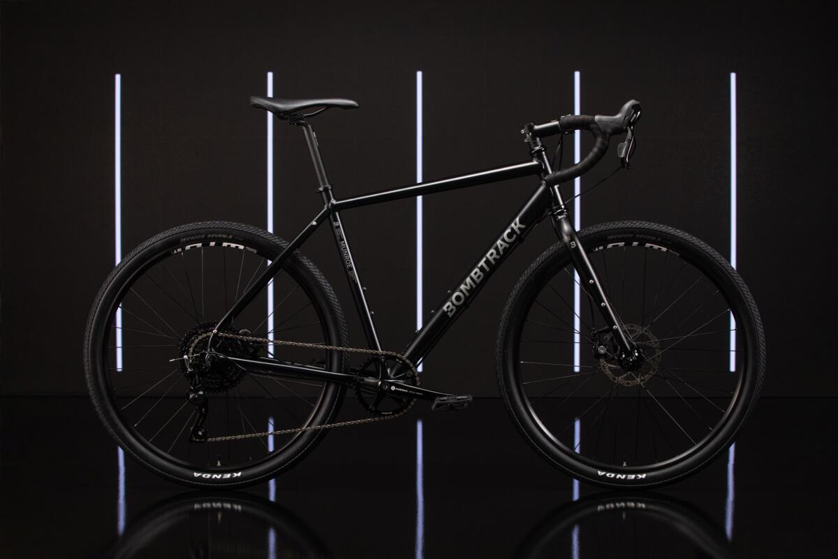 Urban and gravel bike with aluminium frame