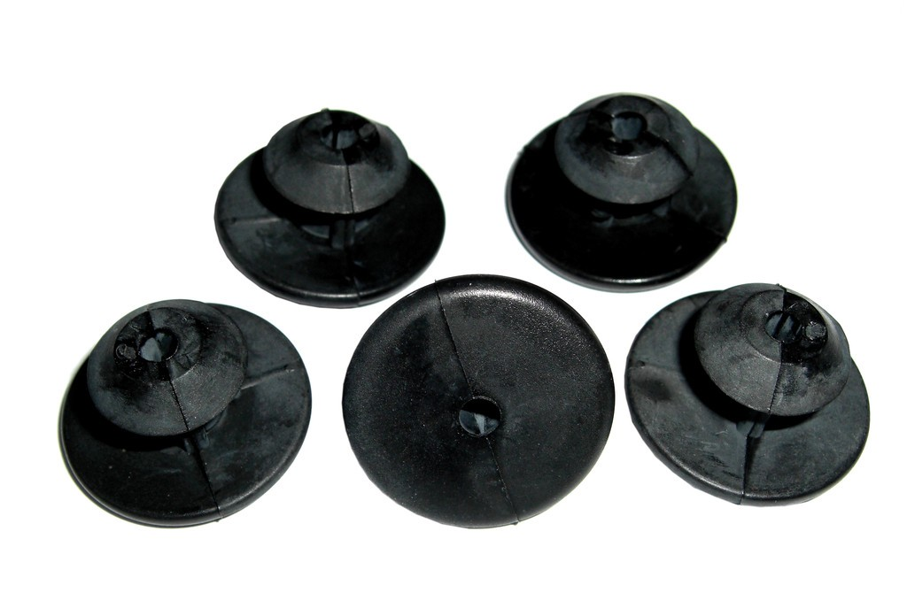 Set da 5 bottoni di fissaggio Britax Römer 
