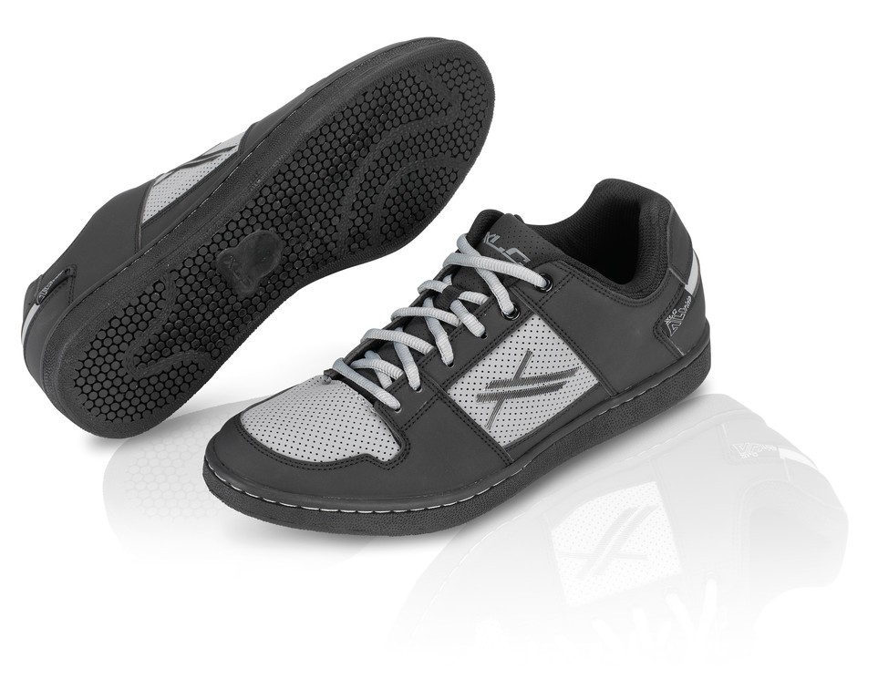XLC All Ride scarpa sportiva CB-A01 nero/antracite T. 38