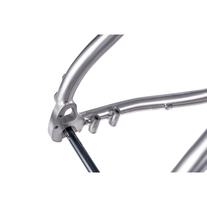 Bombtrack Beyond Ti Frameset – Titano Expedition Touring