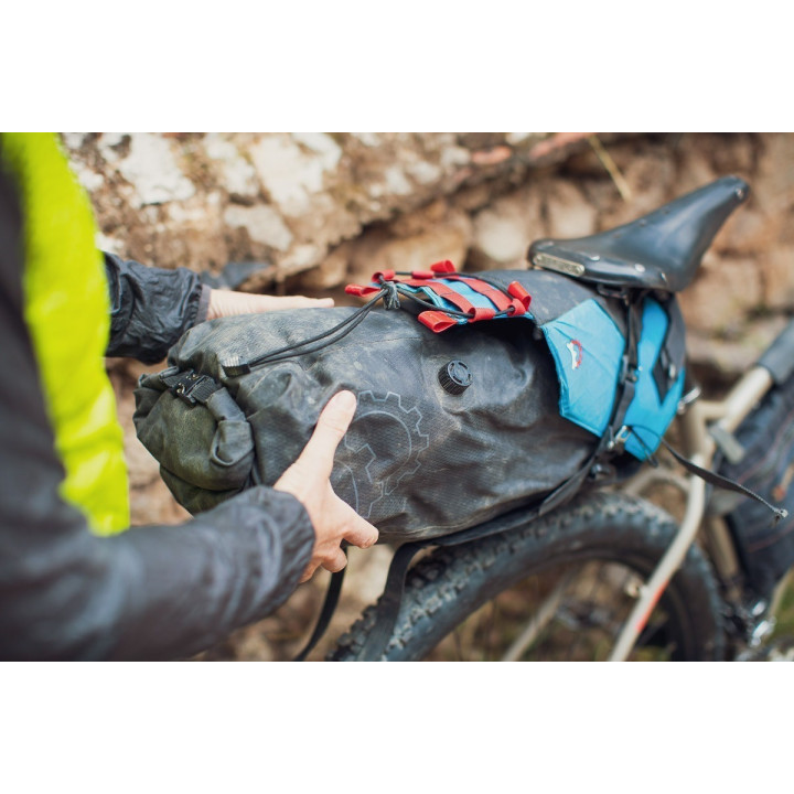 Revelate Terrapin 14L | Bikepacking saddle bag