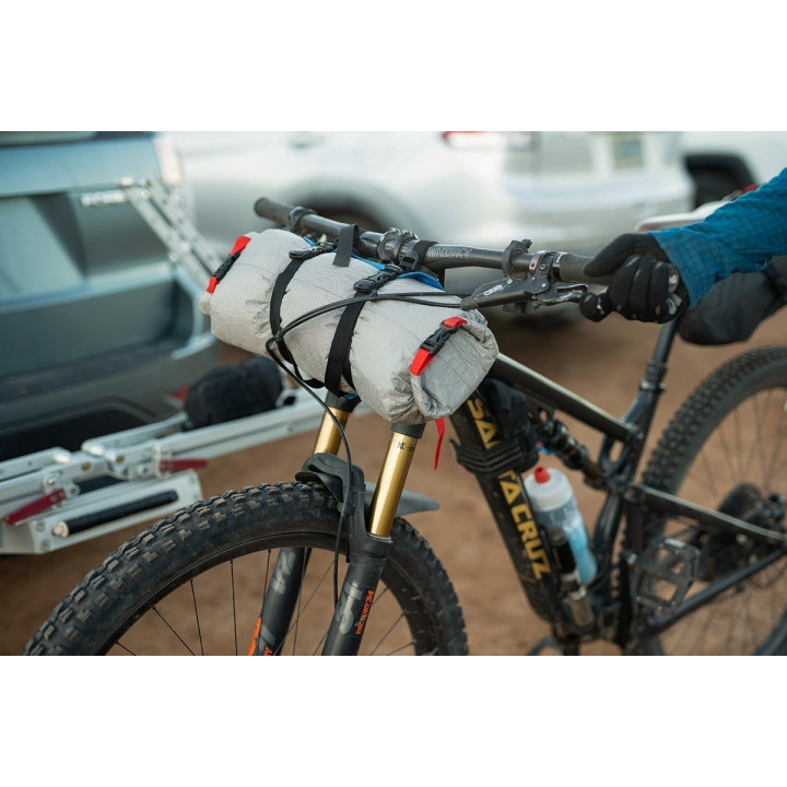 Revelate Pronghorn | Borsa manubrio bikepacking sistema harness