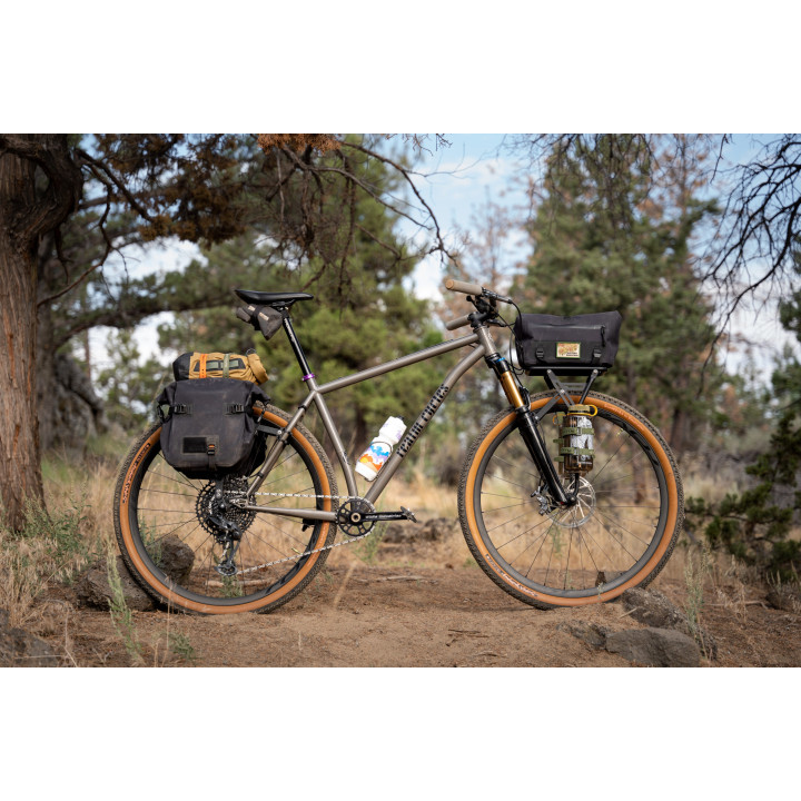 Old Man Mountain Juniper Trunk waterproof rack bag