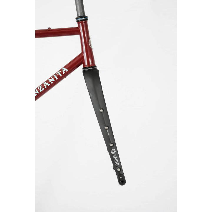 SEIDO MGV | Carbon adventure fork for loaded touring | Bikejamming