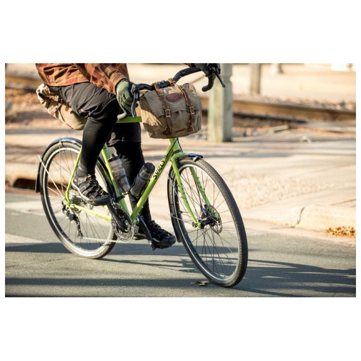 Surly Disc Trucker 700C Sora 3×9 | Steel Touring Bike | Bikejamming