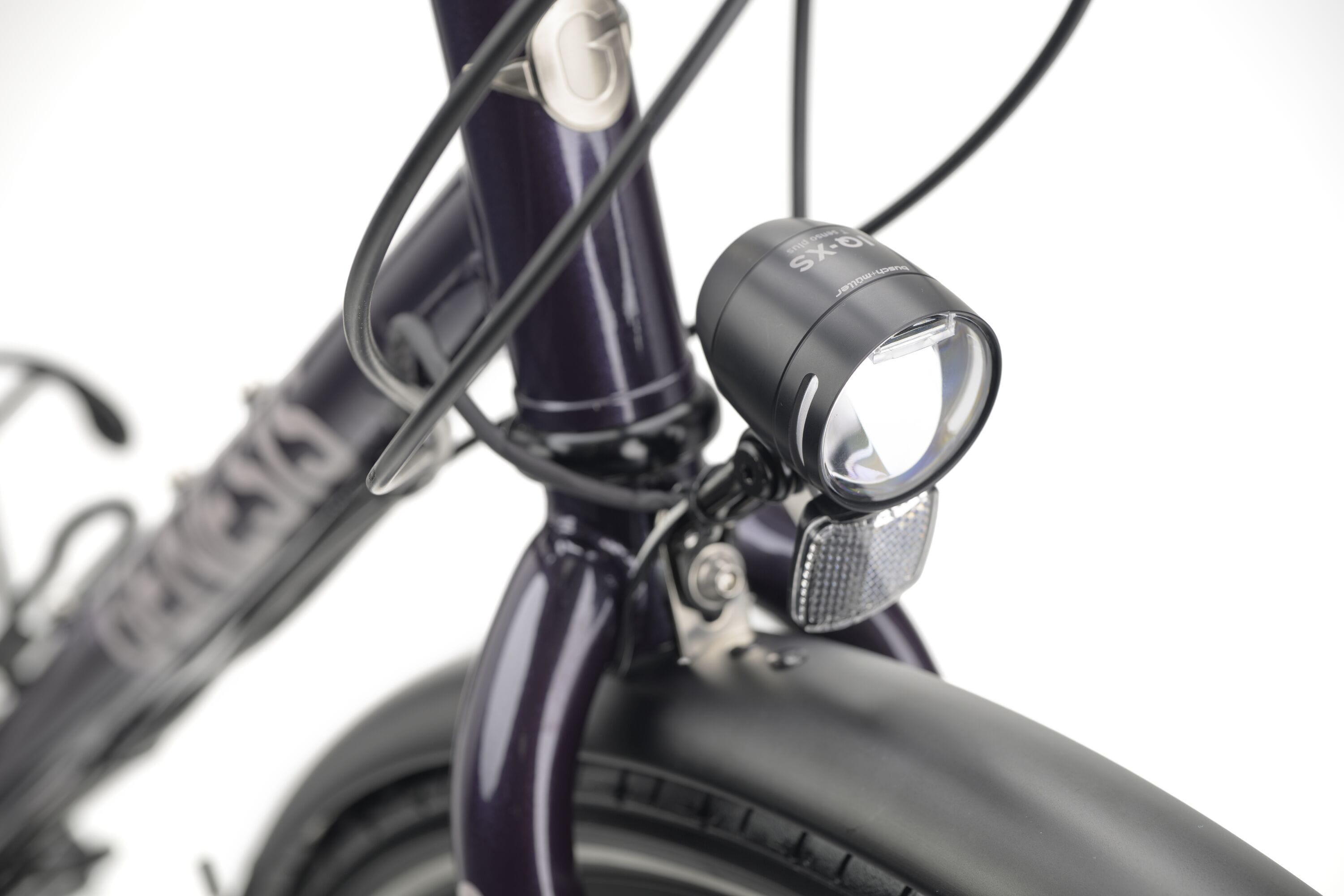 Genesis Tour de Fer 30 2026 front light
