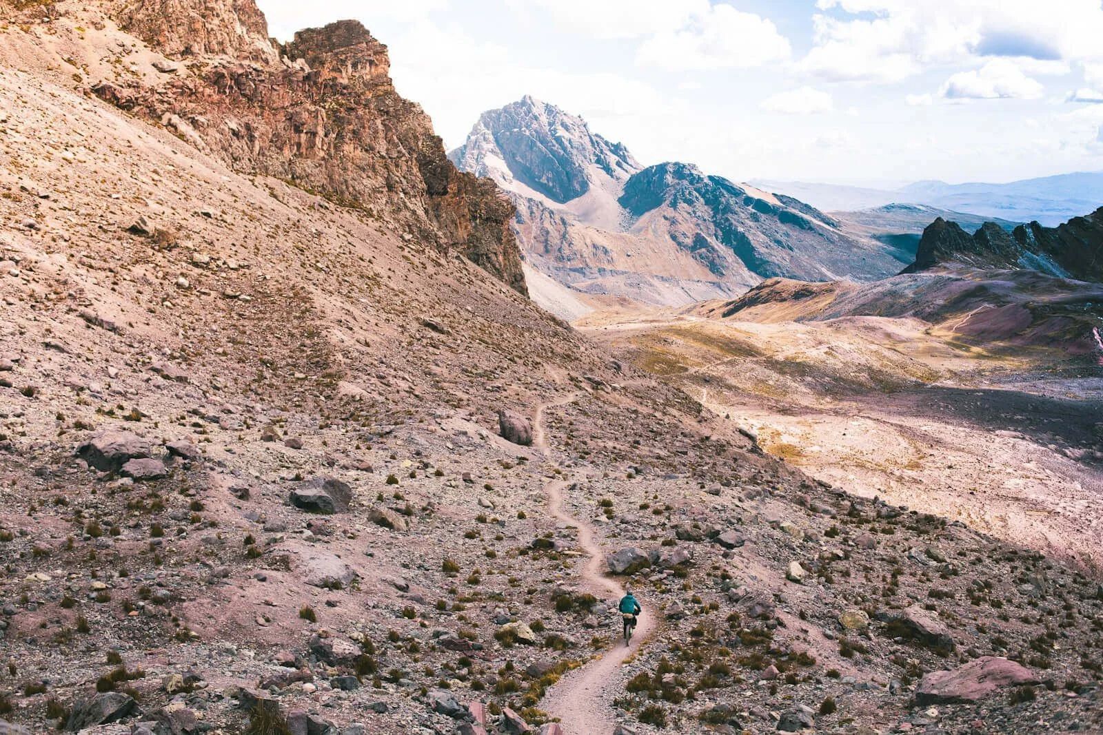 Bombtrack Beyond+ on an off-road route
